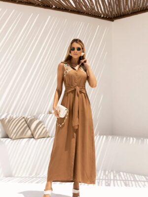 vestido midi com bordado